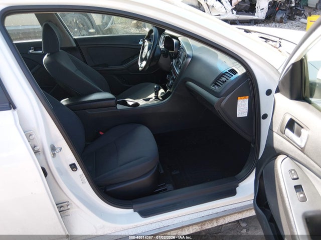 صورة 5 لـ 2016 KIA OPTIMA HYBRID