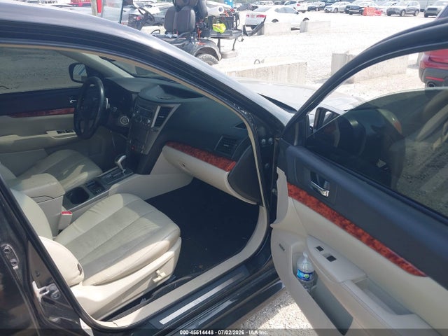 2011 Subaru LEGACY 2.5I LIMITED — фото 5