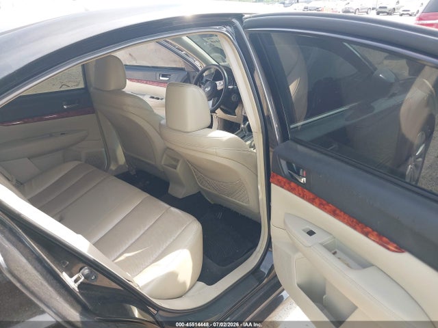 2011 Subaru LEGACY 2.5I LIMITED — фото 8