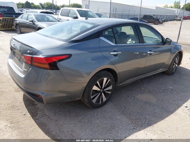 صورة 4 لـ 2021 Nissan ALTIMA SV INTELLIGENT AWD