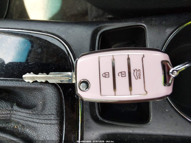 صورة مصغرة 11 لـ 2017 KIA FORTE LX
