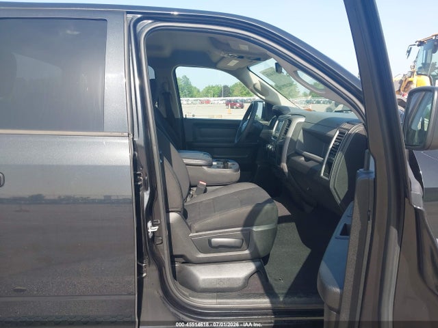 2018 RAM 1500 EXPRESS 4X4 6'4 BOX 照片 5