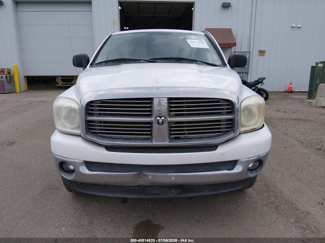2008 Dodge RAM 1500 SLT — миниатюра 12