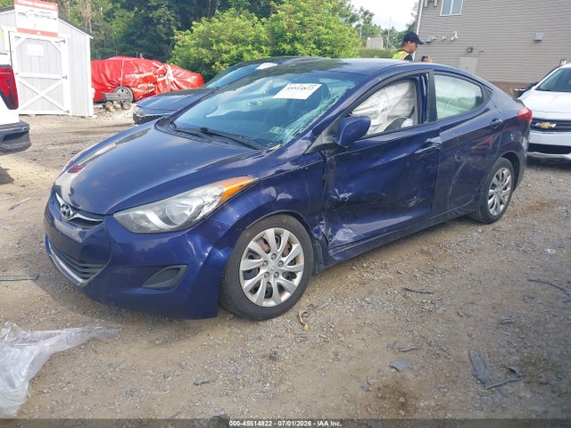 2012 Hyundai ELANTRA GLS 照片 2