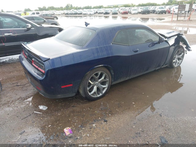 صورة 4 لـ 2017 Dodge CHALLENGER SXT PLUS