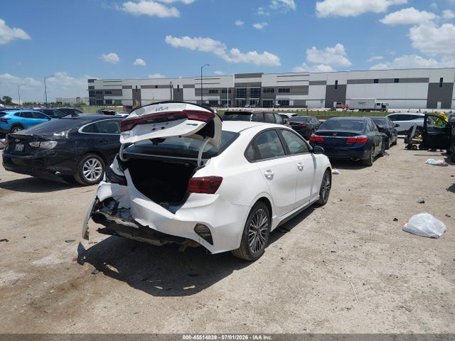 2022 KIA FORTE GT-LINE — фото 4