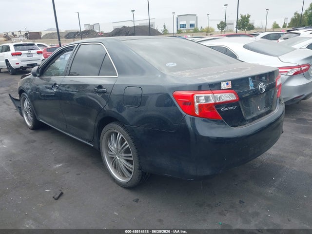 2012 Toyota CAMRY LE photo 3