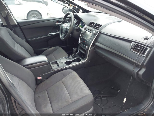 2015 Toyota CAMRY HYBRID LE photo 5