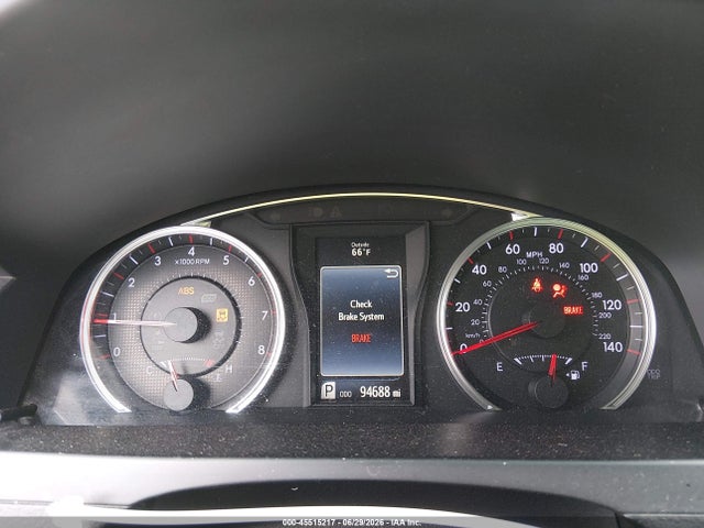 2017 TOYOTA CAMRY SE 7
