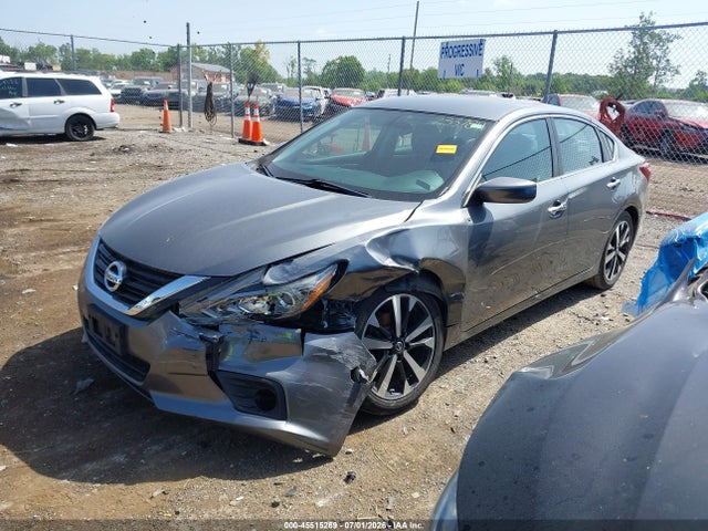 2018 Nissan ALTIMA 2.5 SR — фото 2