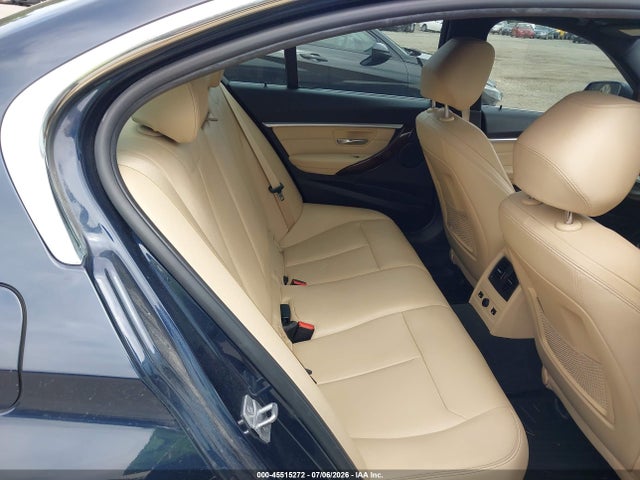 صورة 8 لـ 2017 BMW 330I XDRIVE