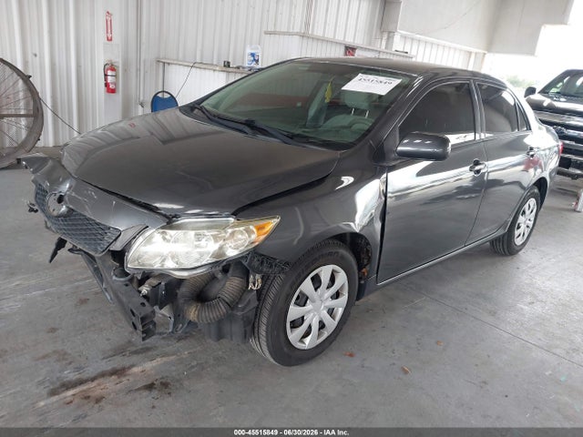 2010 Toyota COROLLA LE 照片 2