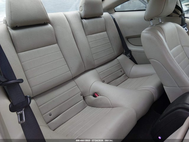 صورة 8 لـ 2011 FORD MUSTANG V6 PREMIUM
