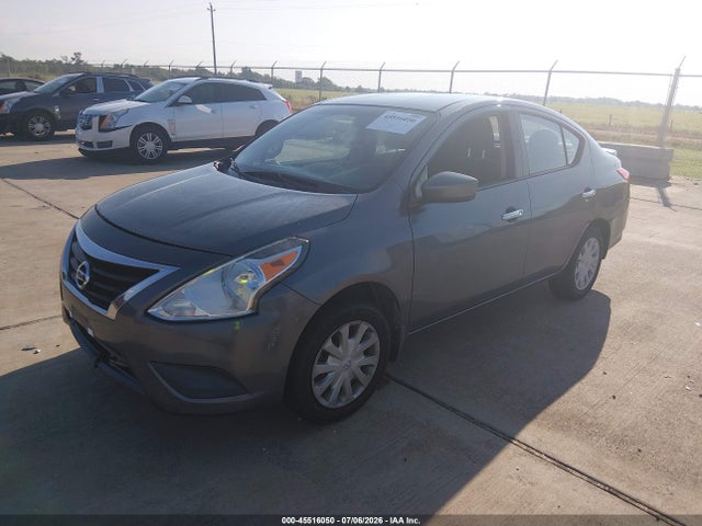 2017 Nissan VERSA 1.6 SV 照片 2