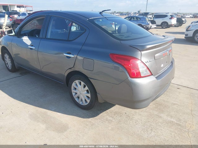 2017 Nissan VERSA 1.6 SV 照片 3
