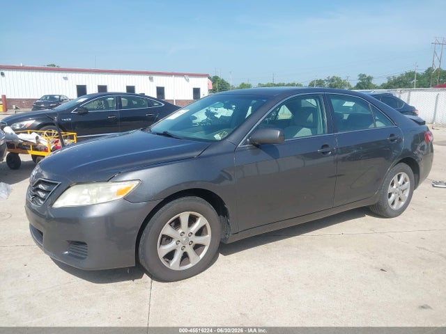 صورة 2 لـ 2010 Toyota CAMRY LE