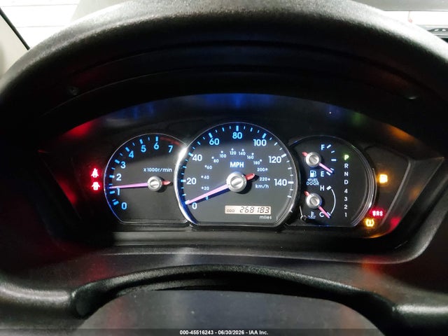 2011 Mitsubishi ENDEAVOR 照片 7