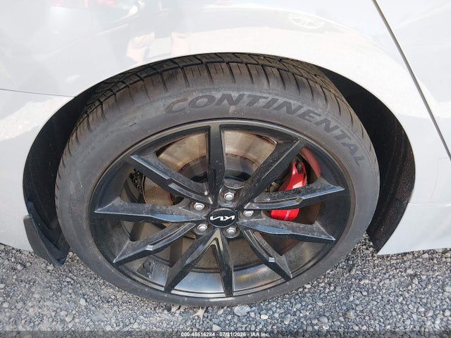 2023 KIA STINGER GT2 — фото 21
