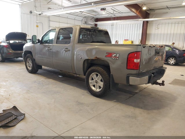 2013 Chevrolet SILVERADO 1500 LT 照片 3