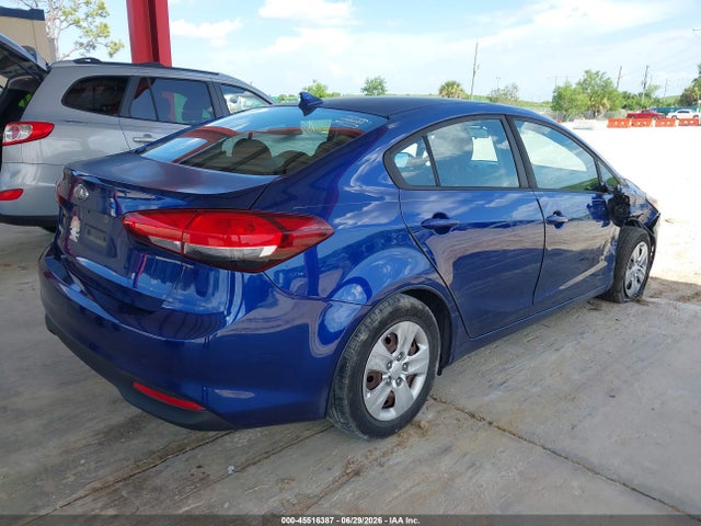 صورة 4 لـ 2018 KIA FORTE LX