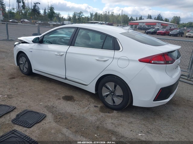 2020 Hyundai IONIQ HYBRID SE — фото 3