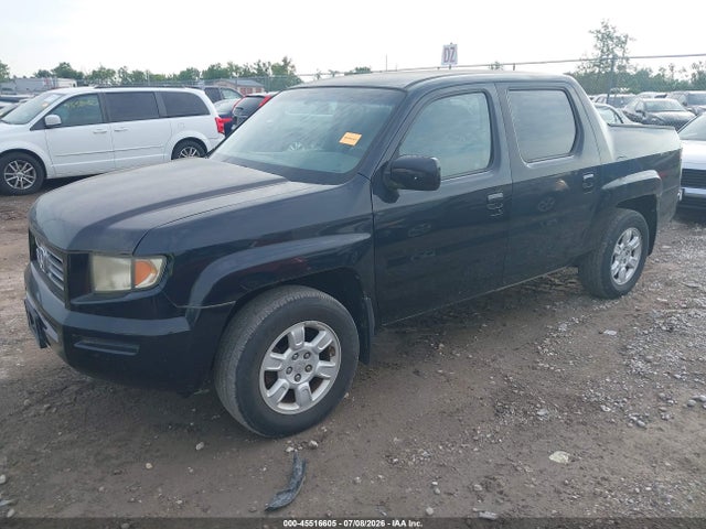 2006 Honda RIDGELINE RTS photo 2
