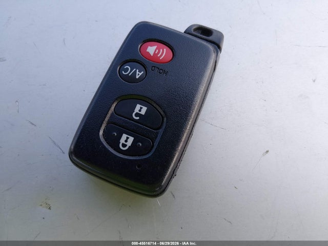 صورة مصغرة 11 لـ 2014 Toyota PRIUS PLUG-IN