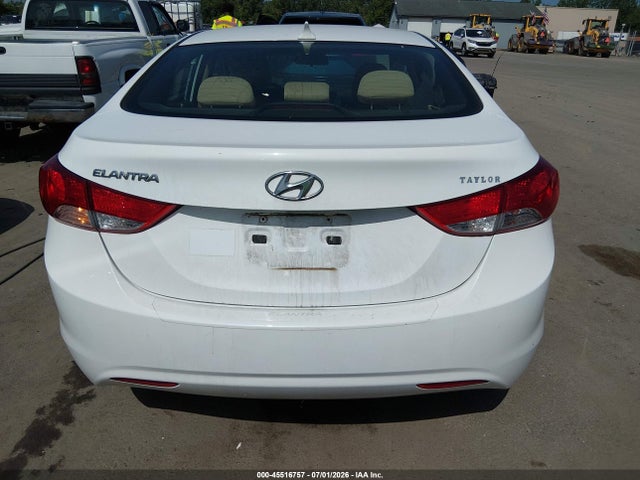 2013 Hyundai ELANTRA GLS — миниатюра 15