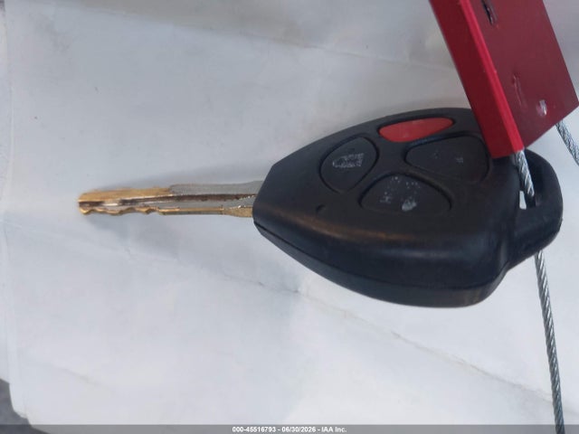 2010 Toyota CAMRY LE thumbnail 11