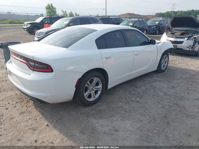 صورة 4 لـ 2016 Dodge CHARGER SE
