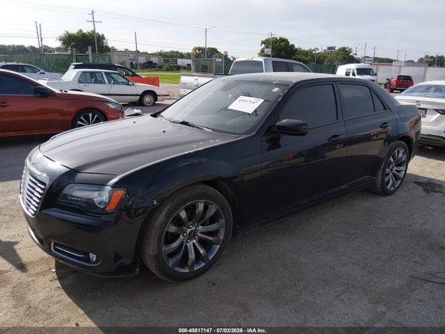 2014 Chrysler 300 300S — фото 2