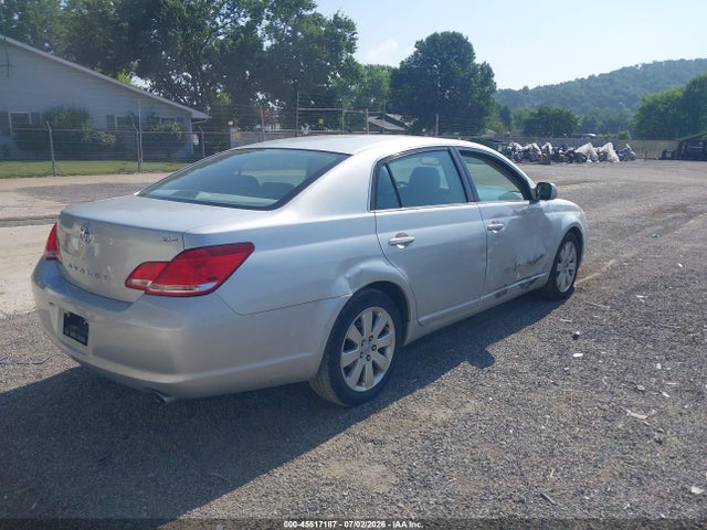 2006 Toyota AVALON XLS photo 4