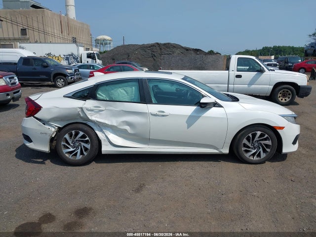 2018 Honda CIVIC EX — миниатюра 13