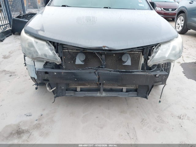 2013 Toyota CAMRY SE thumbnail 18