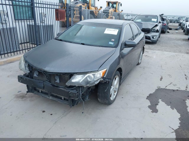 صورة 2 لـ 2013 Toyota CAMRY SE