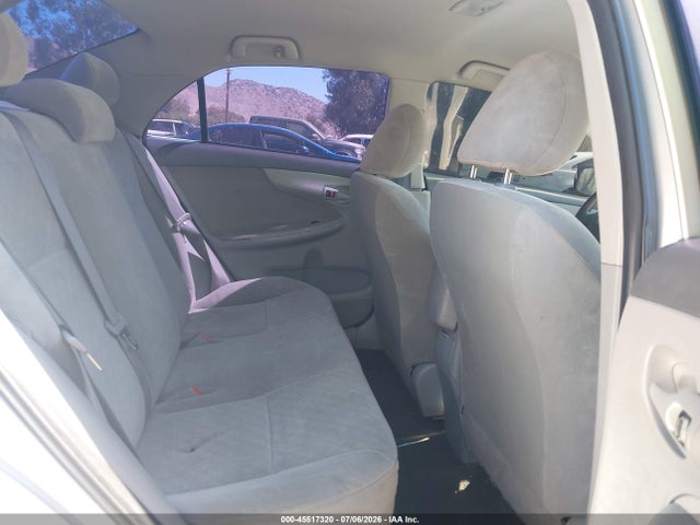 2009 Toyota COROLLA LE photo 8