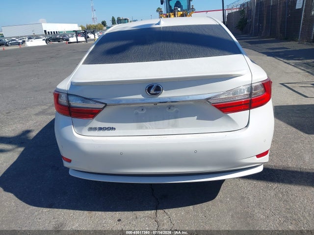 2016 LEXUS ES 