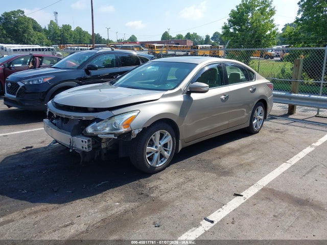 2015 Nissan ALTIMA 2.5 SV photo 2