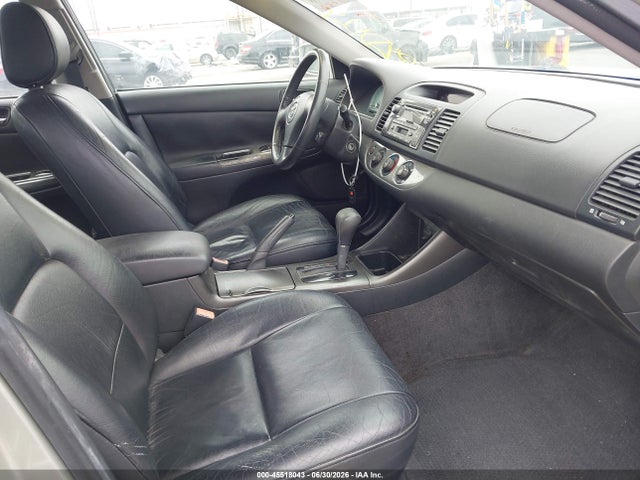 2003 Toyota CAMRY SE photo 5