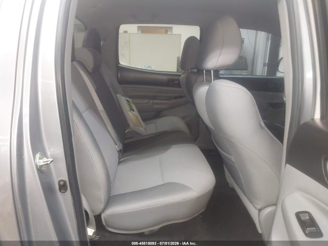 صورة 8 لـ 2014 Toyota TACOMA BASE V6