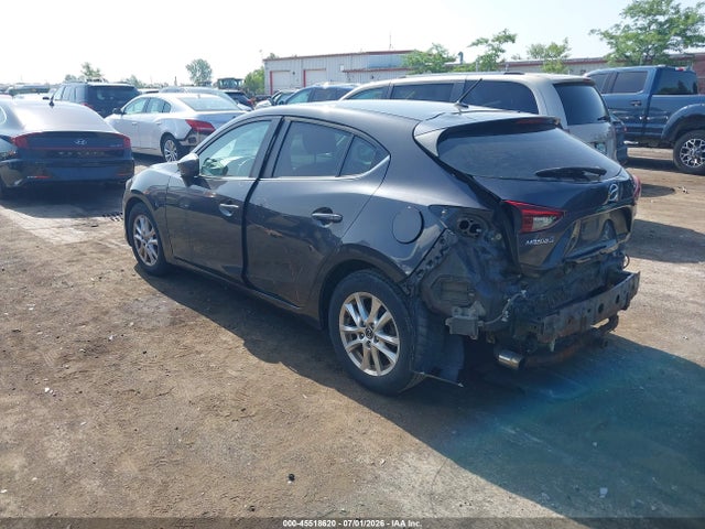 صورة 3 لـ 2016 Mazda MAZDA3 I TOURING