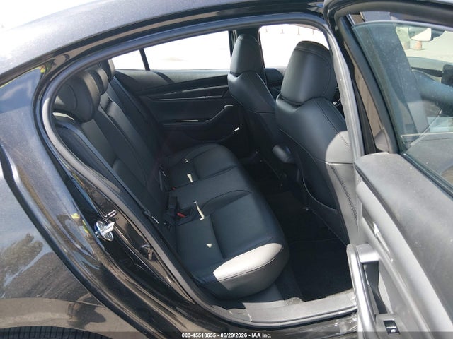 صورة 8 لـ 2023 Mazda MAZDA3 2.5 S SELECT