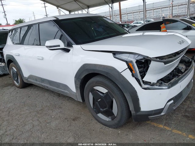 2026 KIA EV9 LIGHT LONG RANGE