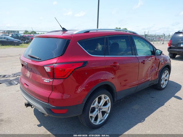 2019 FORD ESCAPE TITANIUM 4