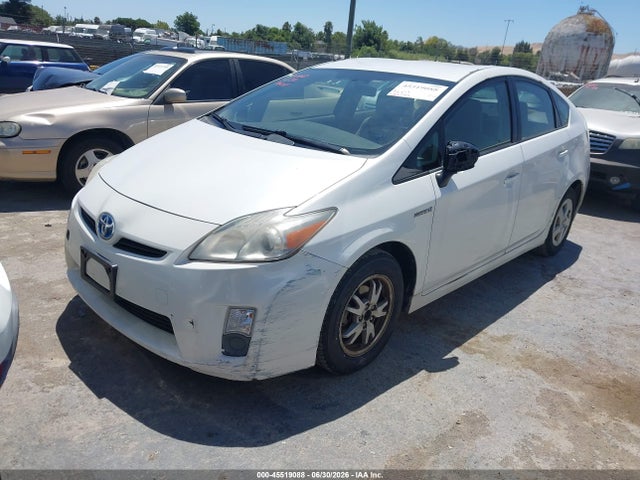 2010 Toyota PRIUS II — фото 2