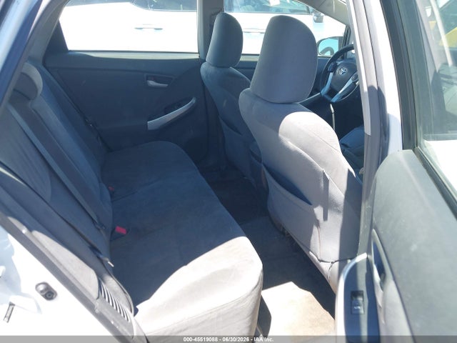 2010 Toyota PRIUS II — фото 8