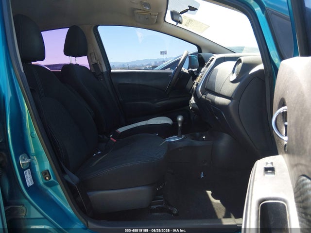 2014 Nissan VERSA NOTE SV — фото 5