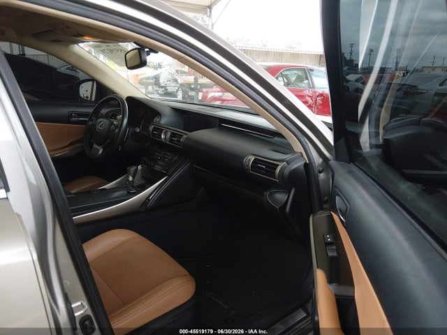 2014 Lexus IS 250 — фото 5