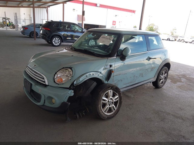 2013 MINI HARDTOP COOPER photo 2