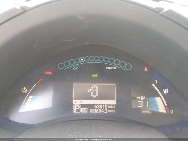 2016 Nissan LEAF S — фото 7